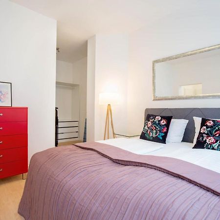 Victoria Altstadt Suitesデュッセルドルフ エクステリア 写真